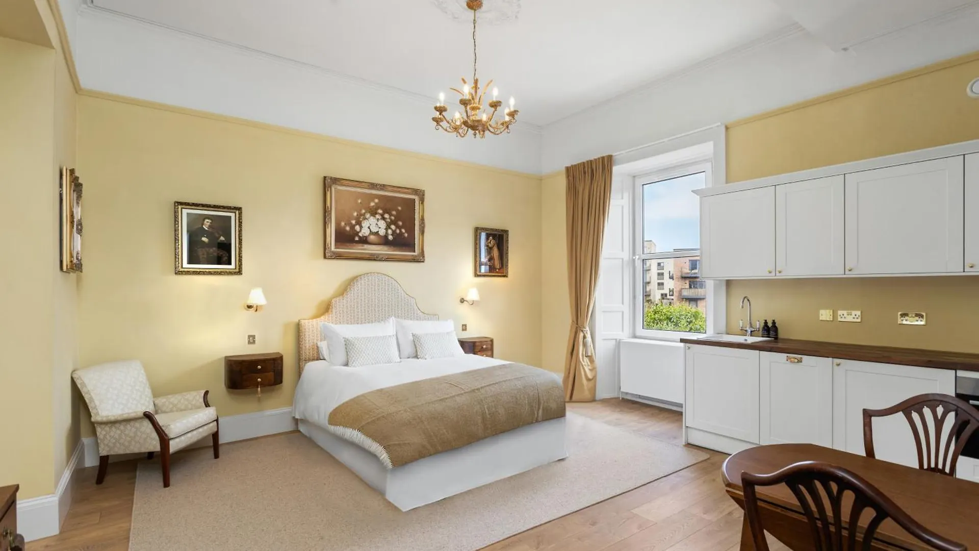 The Townhouse, Leith Aparthotel Edinburgh