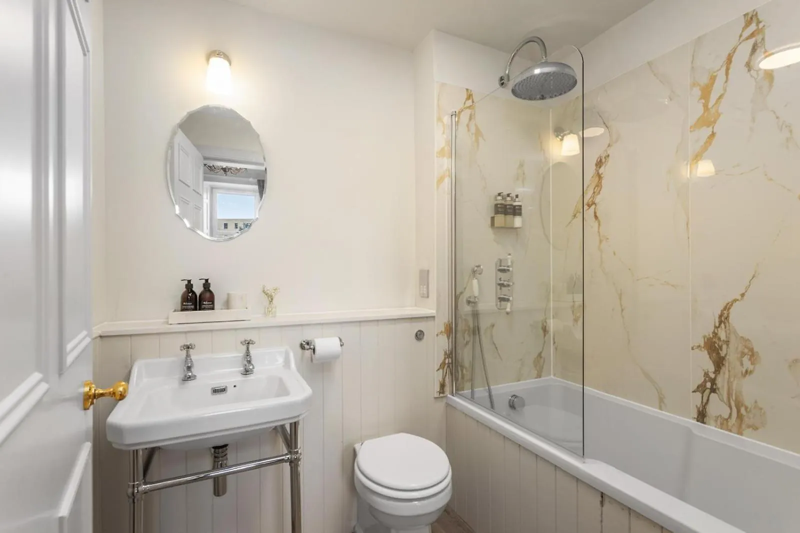 The Townhouse, Leith Aparthotel Edinburgh